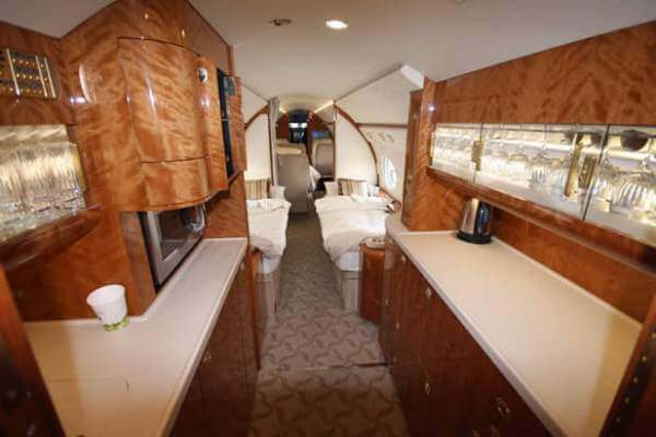 gulfstream-g550-gallery.jpg